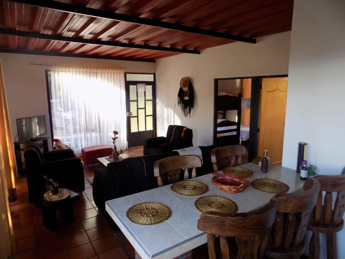 Cabanas Refugio Del Cerro أكيتانيا المظهر الخارجي الصورة